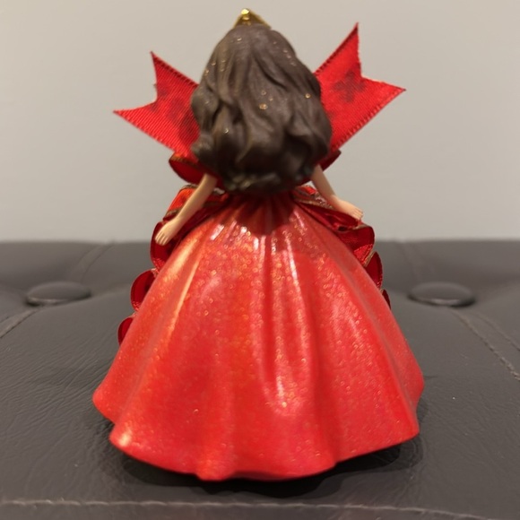 * Vintage* Hallamark| Barbie Keepsake Collector Series Ornament- 1997 - Picture 3 of 9